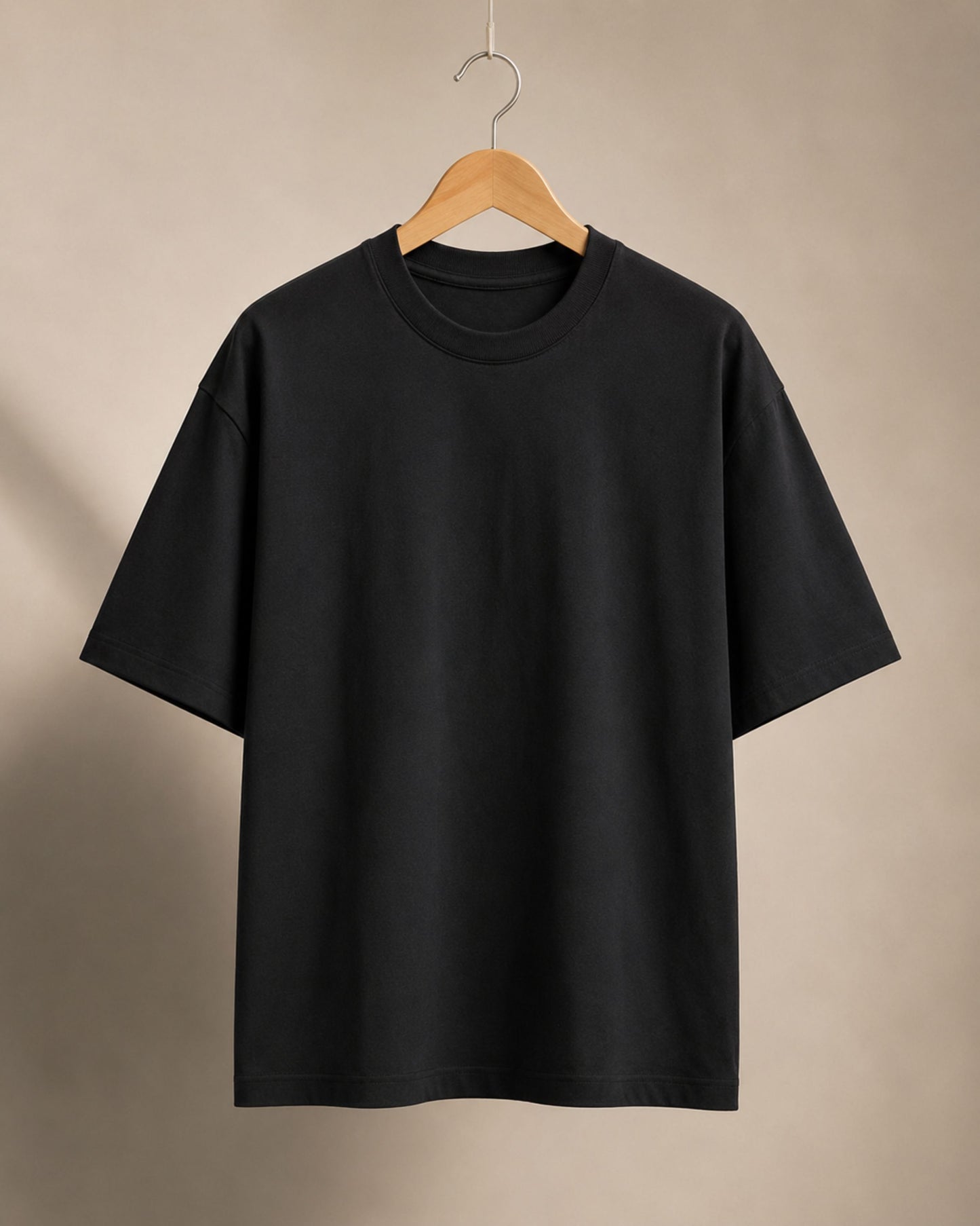 Noir Ease Oversized Tee